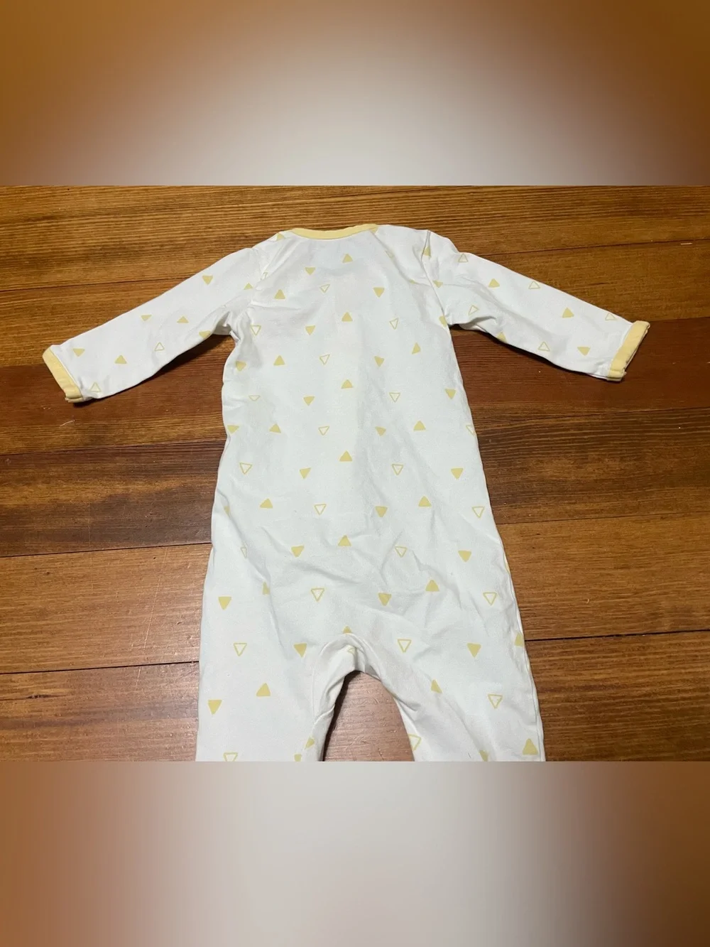 Monica + Andy Organic Cotton Footed One-Piece White Pajamas w Yellow Triangles